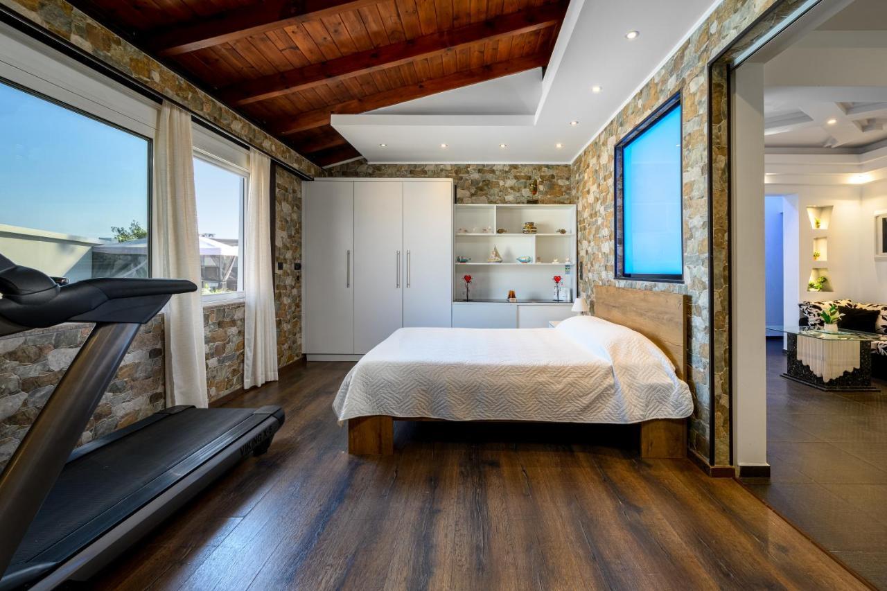 Pervolia House